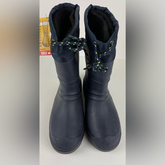 Snowmaster Made In Canada Waterproof Rain Boots Boys Size 4 - Picture 2 of 11